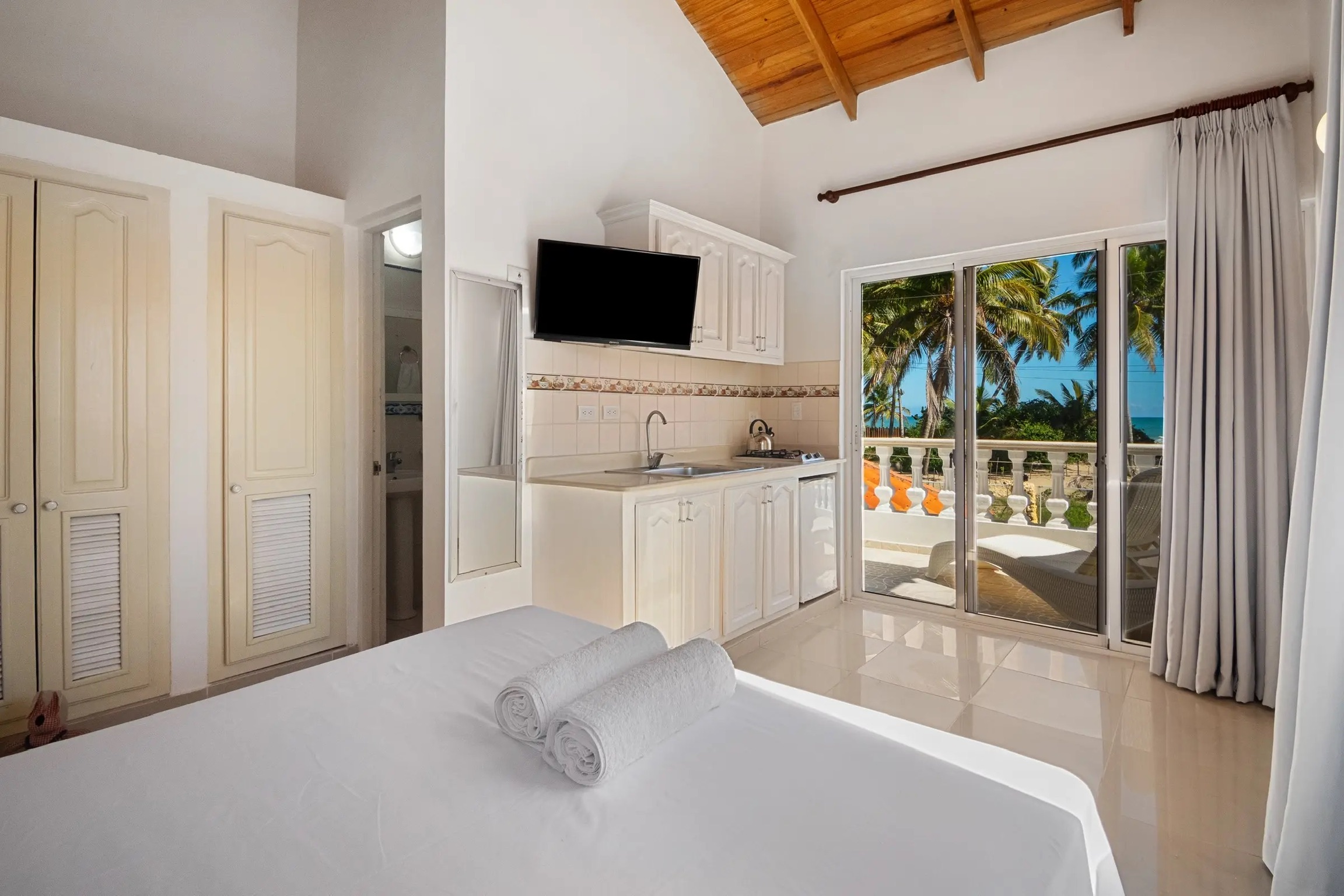 Second Floor Studio 2